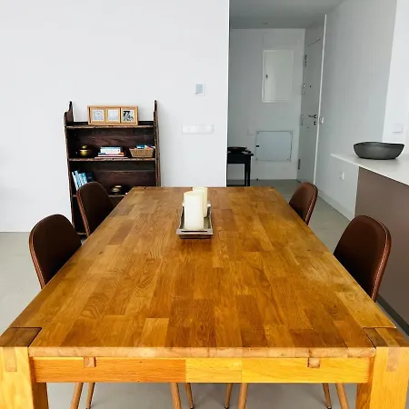 Brand New Xl Terrace 2 Bedrooms 2 Bathrooms Pool Parking 아파트