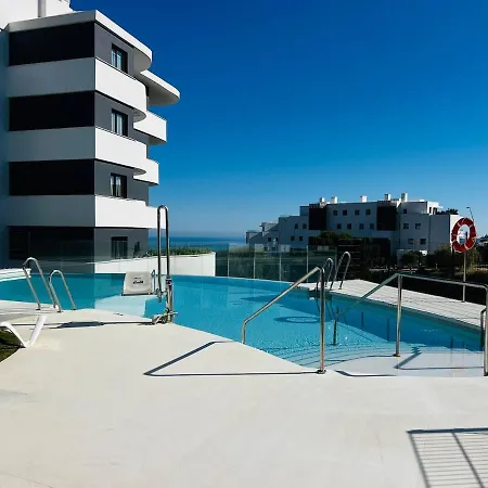 Brand New Xl Terrace 2 Bedrooms 2 Bathrooms Pool Parking 아파트 *