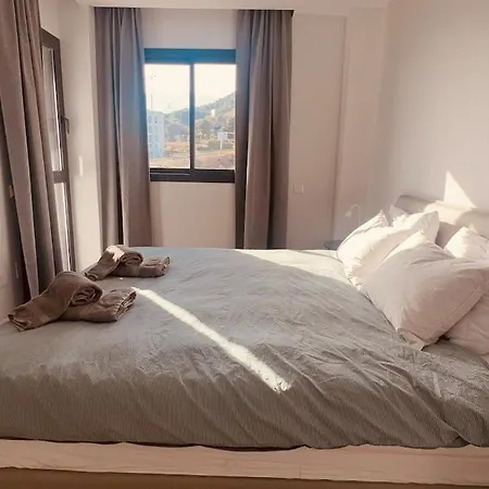 아파트 Brand New Xl Terrace 2 Bedrooms 2 Bathrooms Pool Parking
